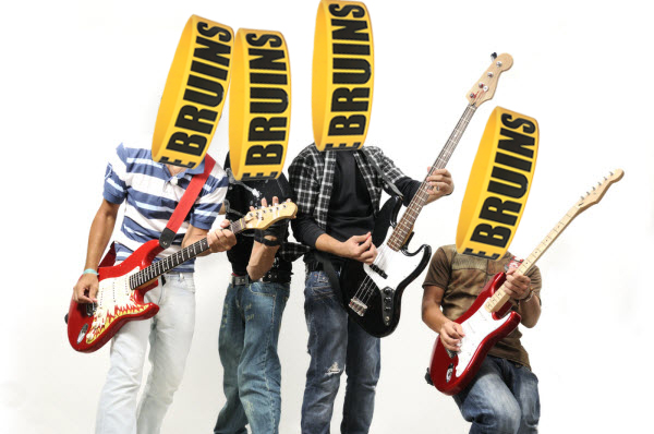 silicone band musicians with wristbands as heads