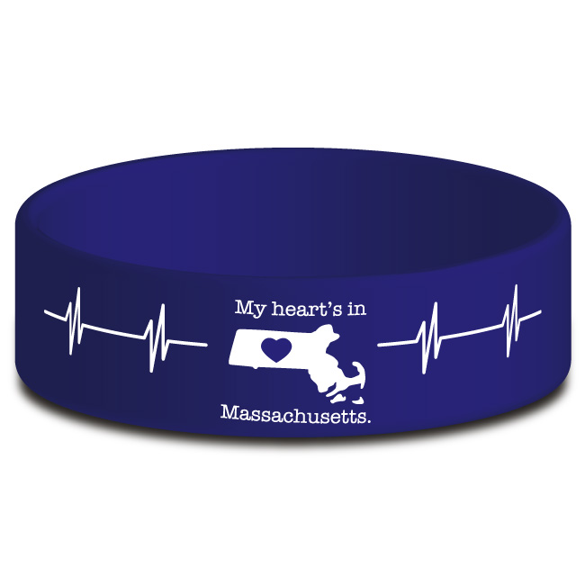 massachusetts wristband that says my heart's in massachusetts